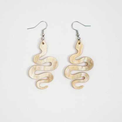 Artisan-Crafted Black Horn Drop Earrings